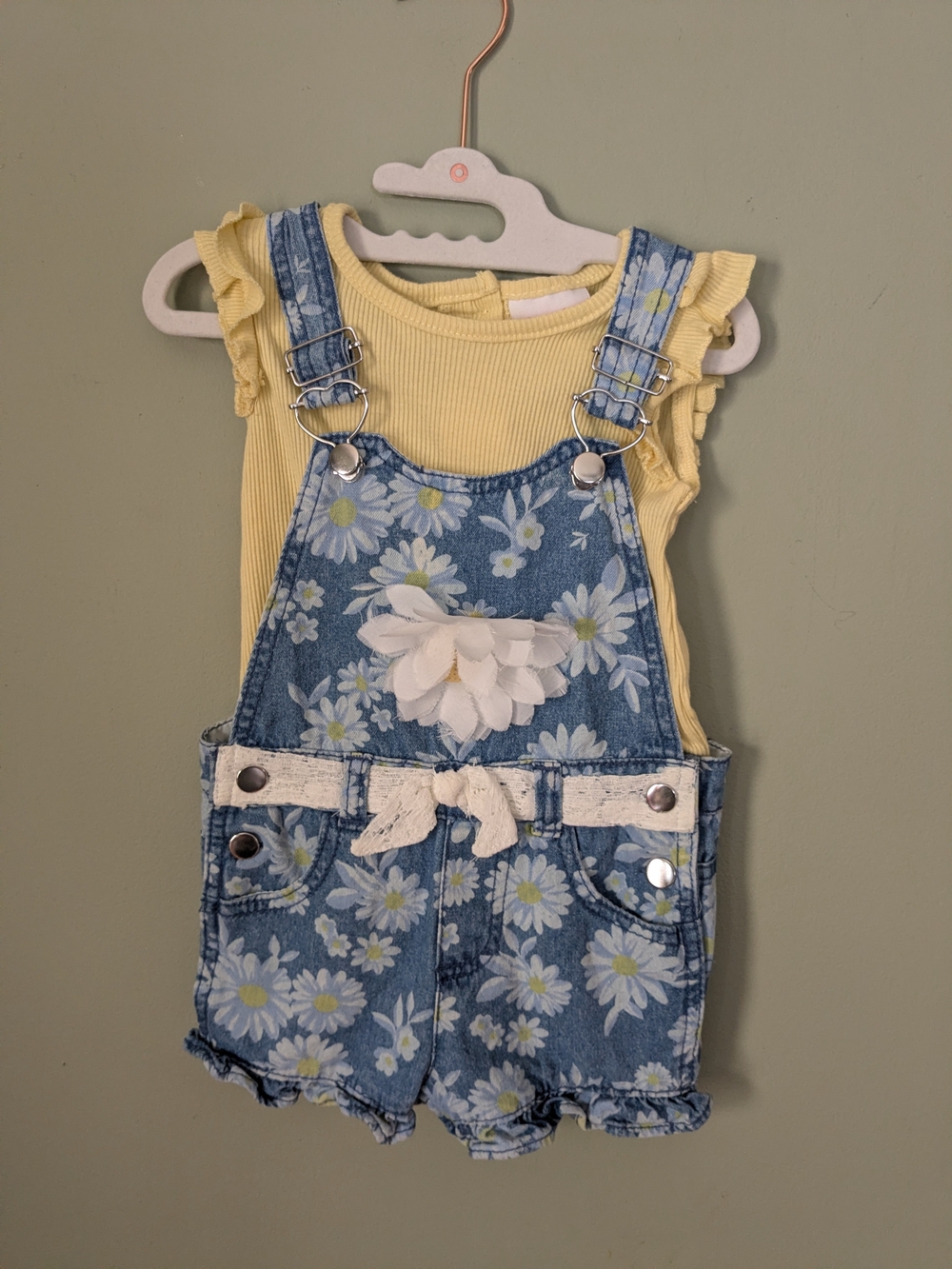 ⭐$7 WHEN BUNDLED⭐Little Lass Blue Floral Denim Shortalls with Yellow Ruffle Tee